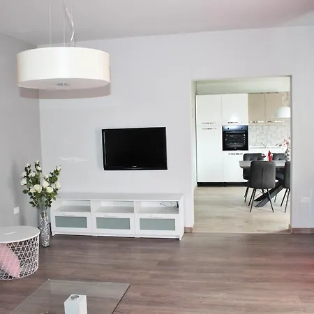 Zuzic Апартаменты Пореч